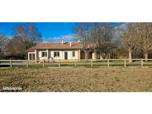 Vend maison et sa propriété