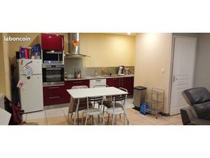 Maison 88 m2  entièrement rénovée en 2018  avec 600m2 de terrain