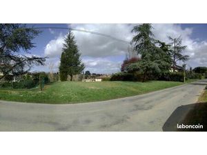 Terrain 2 497 m² Auch