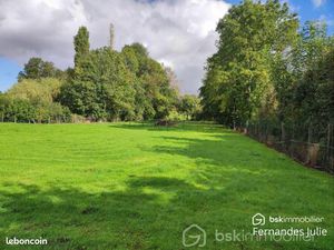 Terrain 3 580 m² La Chapelle De Guinchay