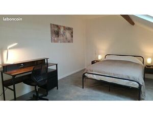 T1 meublé 42 m² - 360 hors charges