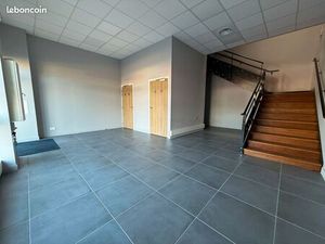 Location local professionnel - Bureaux et dépot