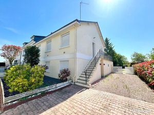 Maison avec logement indépendant – 4 chambres + bureau – Centre Saint-Barthélemy-d’Anjou –