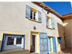 Maison 2chambres avec cour et chai