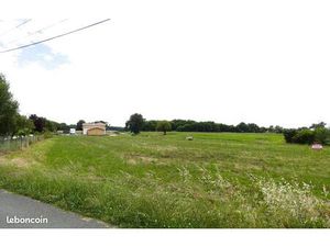 Terrain 2000 m² Saint-Antoine-Cumond