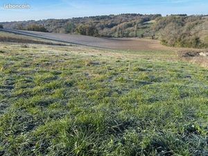 Terrain de 905m² - SAINT-ASTIER