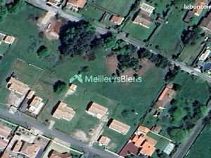 Terrain 1 210 m² Talais