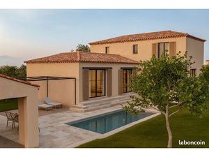 Villa 5 pièces 160 m²