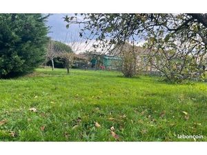 Terrain 1 237 m² Lesparre Medoc