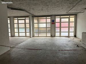Lot de 2 parkings à vendre