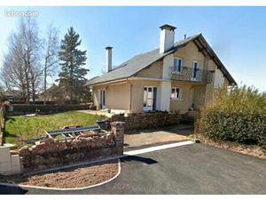 Maison T6 de 130m2 à Luc la primaube