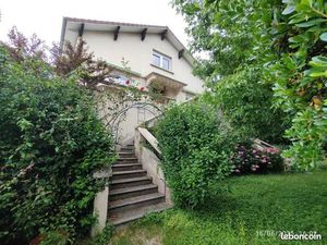 Maison avec travaux 156m²+sous-sol complet idéal artisan ou grande famille