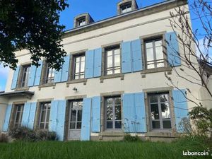 Maison 7 pièces 200 m²