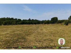 Terrain 2 614 m² Bassac