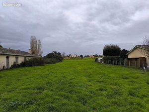 Terrain 1 610 m² Saint Germain Du Puch