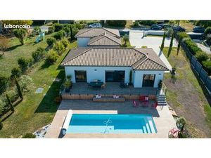 Terrain 350 m² Salles