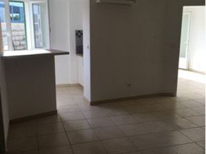 Loue T2 à l’année Furiani