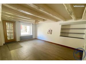 Local 105 m² Fondettes