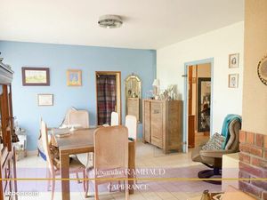 Maison 8 pièces 231 m²