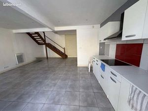 Maison de ville - Surgères centre