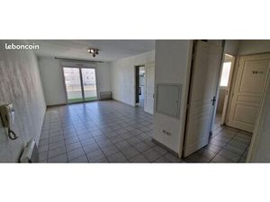 Opportunité Investisseur : Spacieux T3 avec Terrasse et Garage - Résidence Sécurisée