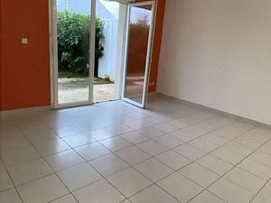 Appartement F2 Garche - 44 m2 - Cuisine semi-équipée / Terrasse / parking / Cave