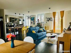 Appartement 95 m² avec double garage et cour – Centre-ville Valence