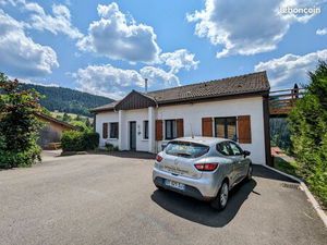 Maison - 4 Appartements - Vue lac