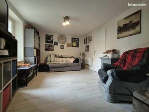 Appartement une chambre avec jardin privatif