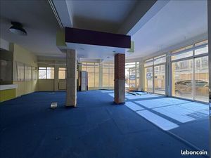 Immeuble 1 255 m² Gueret