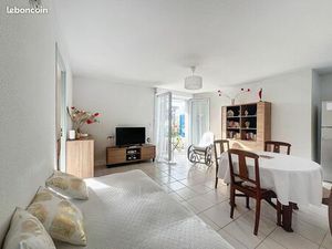 Appartement T2 - 45 5m² - Résidence sécurisée avec piscine - Parking