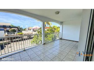 T2 avec varangue dans résidence privée – Saint-Louis Palissade