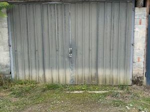 GARAGE 60M2 à ESPALION