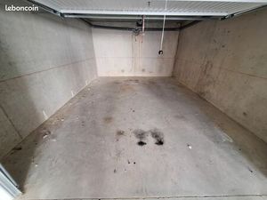 Grand garage 22m² à STUCKANGE