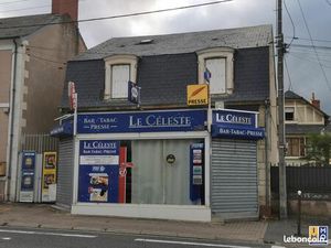 Local bar  tabac  jeux 140 m²
