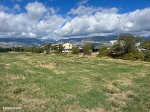 Terrain 360 m² Osséja