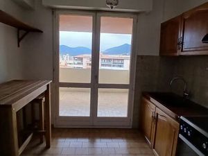 T2 meublé 52 m² avec terrasse et parking