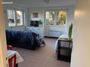 Spacieux Studio Calme avec Grande Cuisine et Confort Moderne - Idéal pour Séjours Courts e