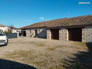 Maison en pierre à louer