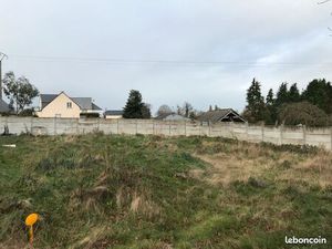 Terrain constructible au calme