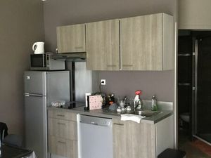 A CORTE - Loue T1 meublé