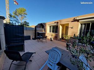 T4 - 123m² habitables  terrasse 50 m² expo sud