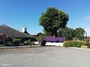 Café  hôtel  restaurant 380 m² Leuhan