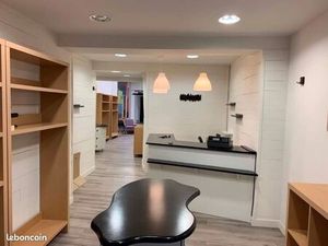 CAHORS - RUE MARECHAL JOFFRE - Proche place du marché et HALLES