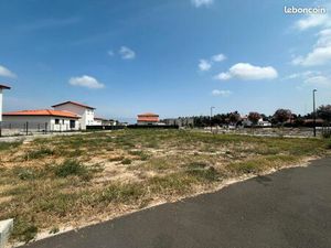 Terrain 388 m² Bompas