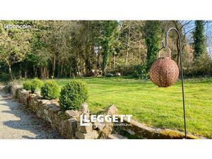 Maison 18 pièces 330 m²