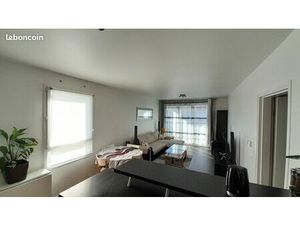 F3 parfait etat proche hopital college  lycee et centre ville