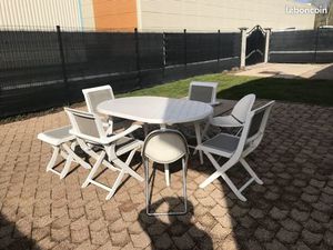 Appartement plain-pied 95 m2 + cour