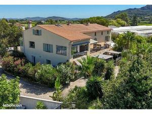 Gîte  propriété privée Var Hyéres