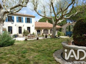 Mas 21 pièces 660 m²